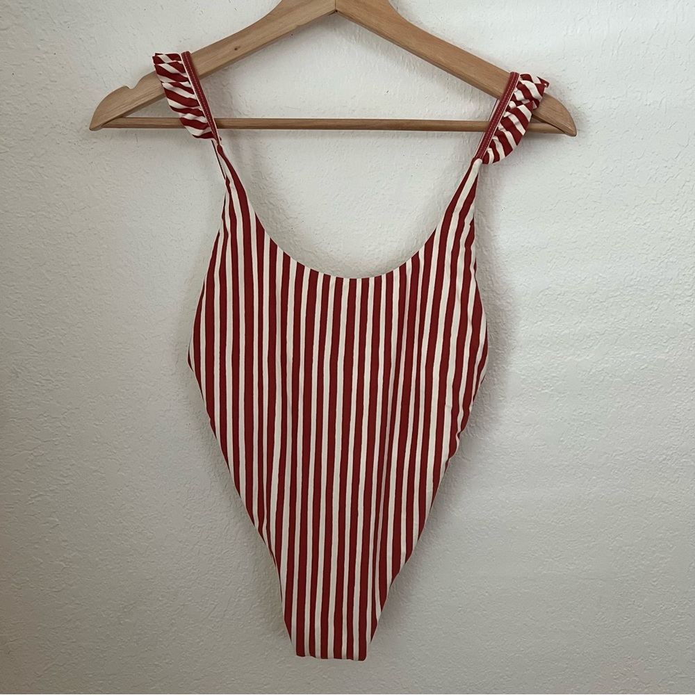Billabong x Sincerely Jules
